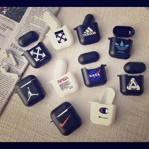 Apple AirPods case cover